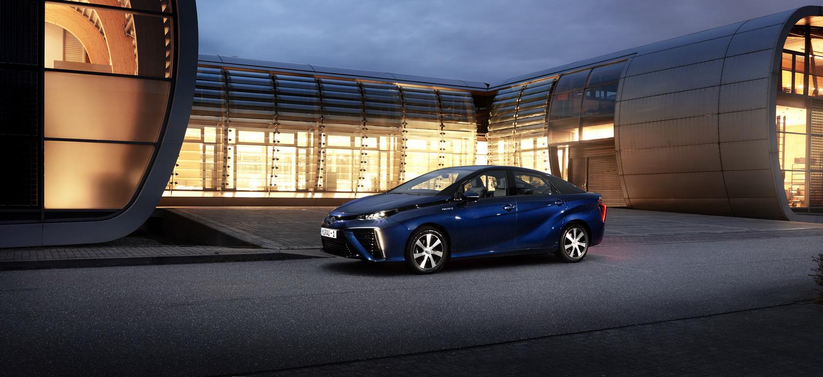 2016 Toyota Mirai Avrupa Versiyon Detayl� Resim Galerisi