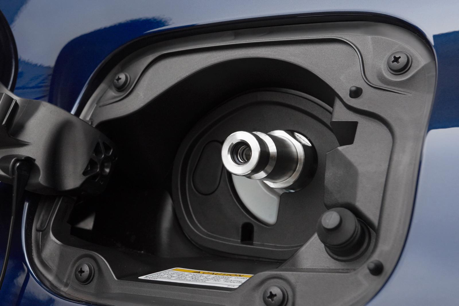 2016 Toyota Mirai Avrupa Versiyon Detayl� Resim Galerisi