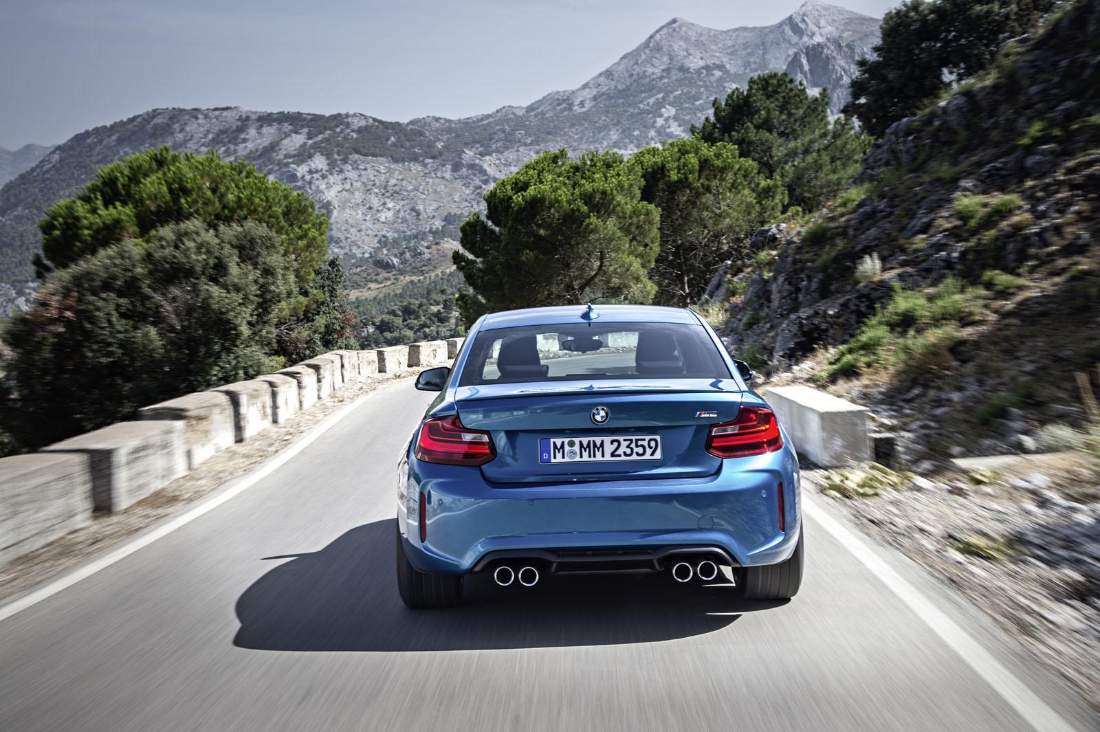 Yeni 2016 BMW M2 Coupe Resmi Galerisi