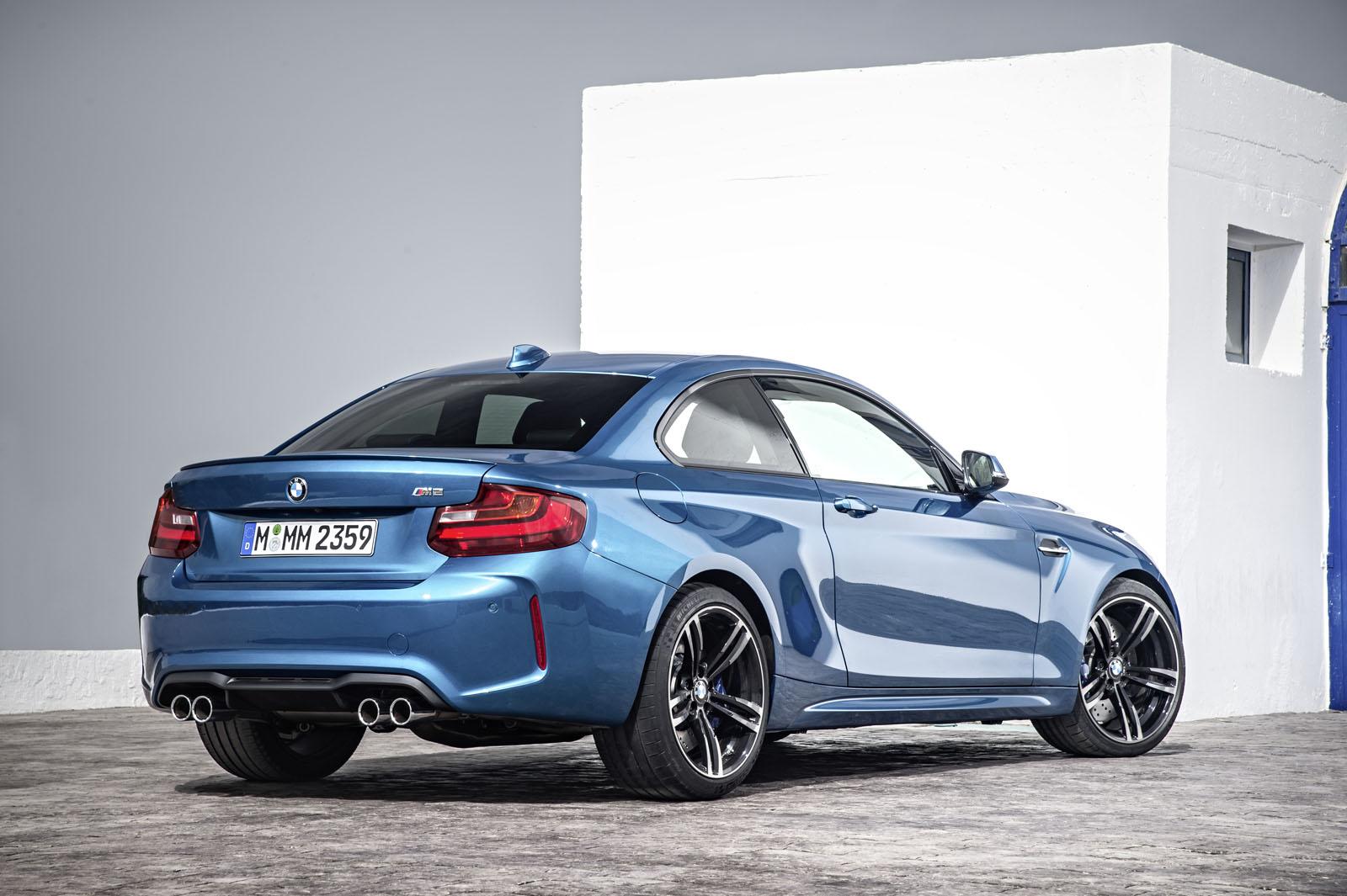 Yeni 2016 BMW M2 Coupe Resmi Galerisi