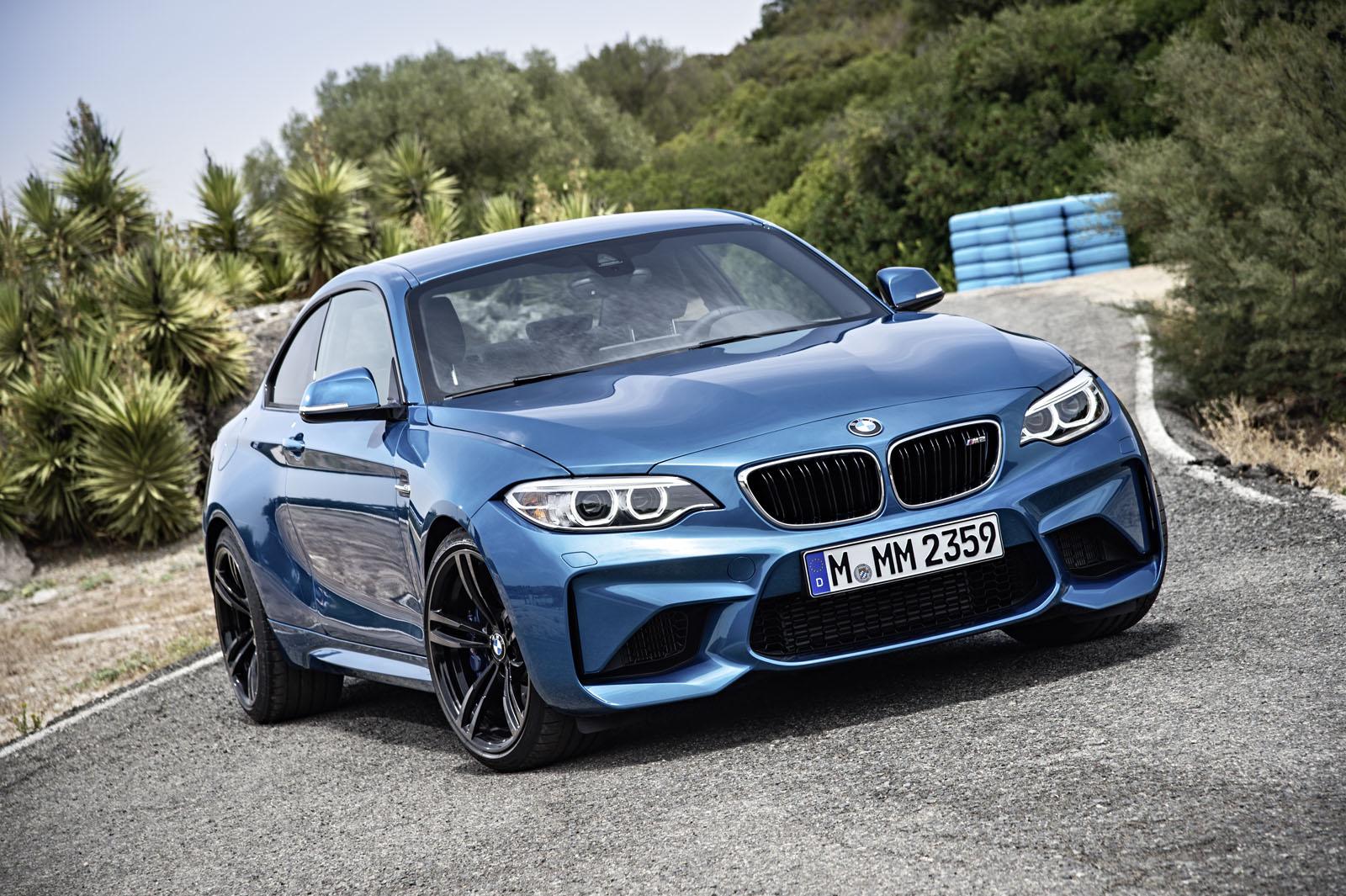 Yeni 2016 BMW M2 Coupe Resmi Galerisi