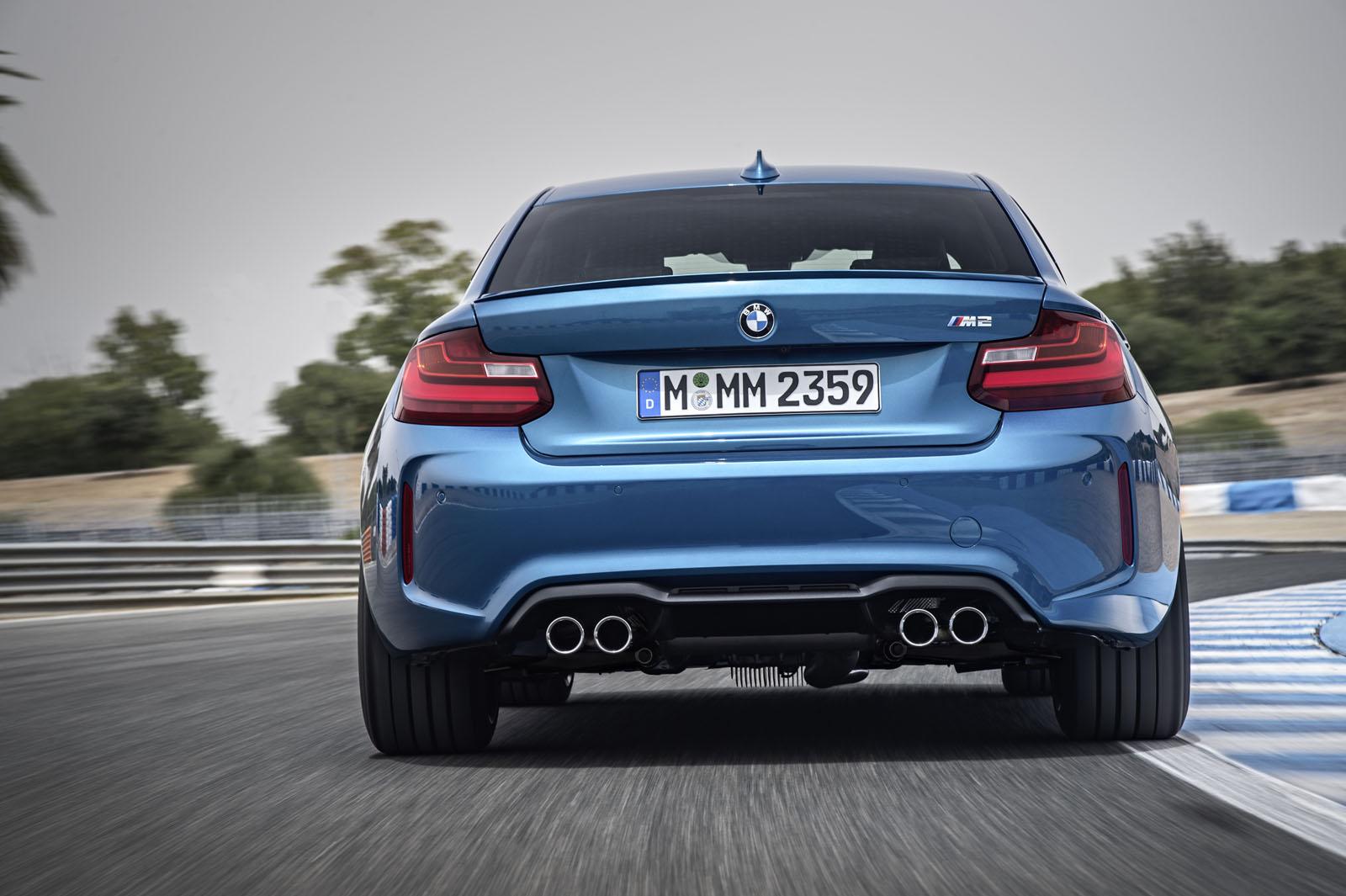Yeni 2016 BMW M2 Coupe Resmi Galerisi