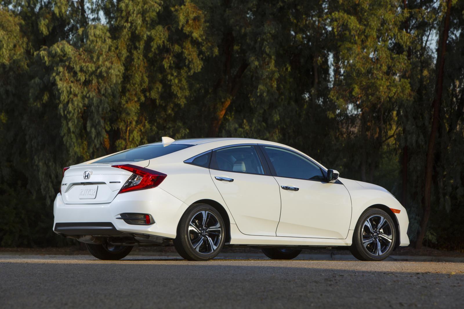 2016 Honda Civic Sedan Amerika Detayl� Resim Galerisi