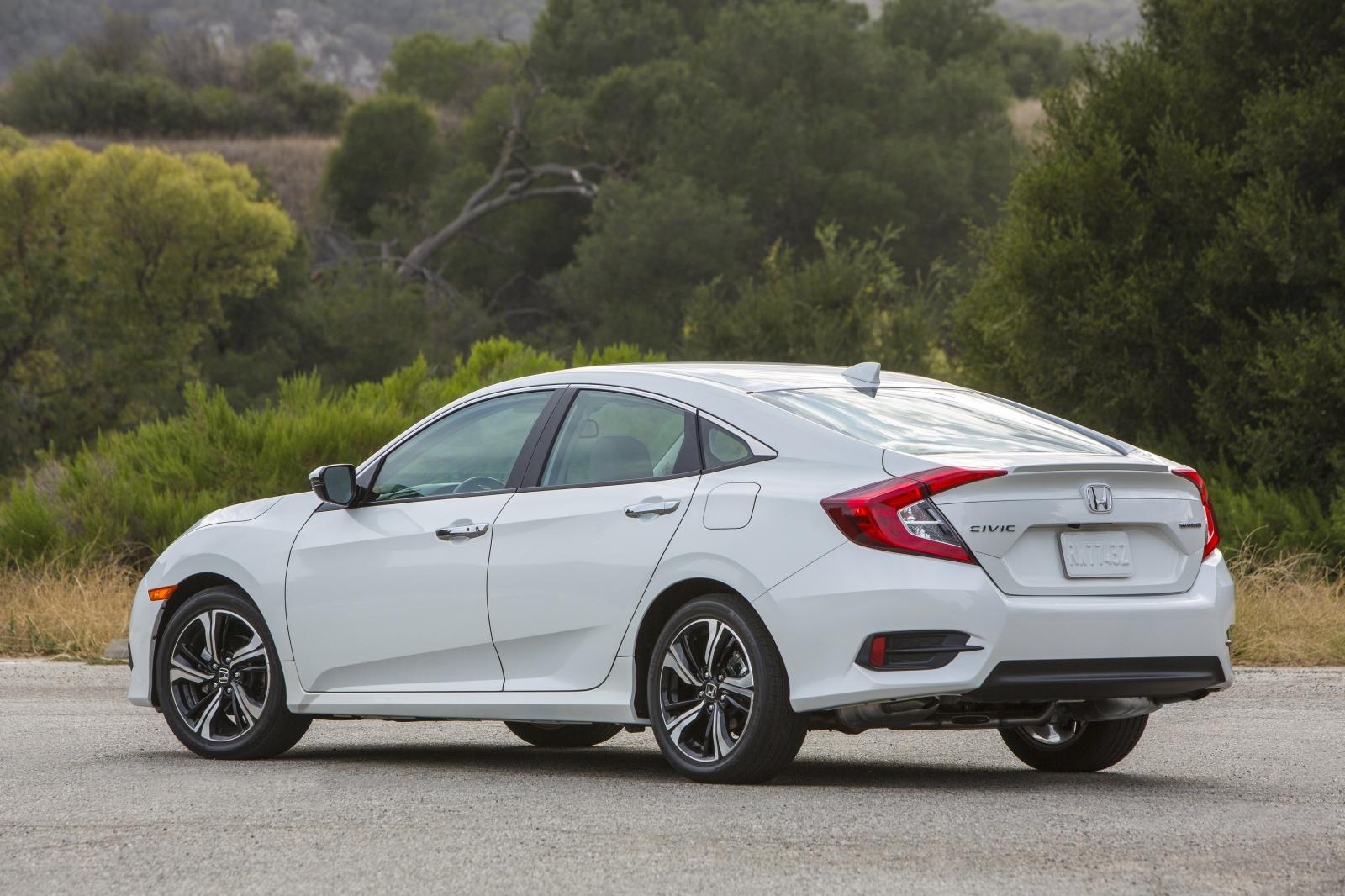 2016 Honda Civic Sedan Amerika Detayl� Resim Galerisi