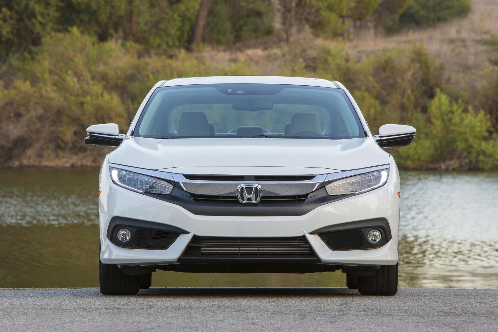 2016 Honda Civic Sedan Amerika Detayl� Resim Galerisi