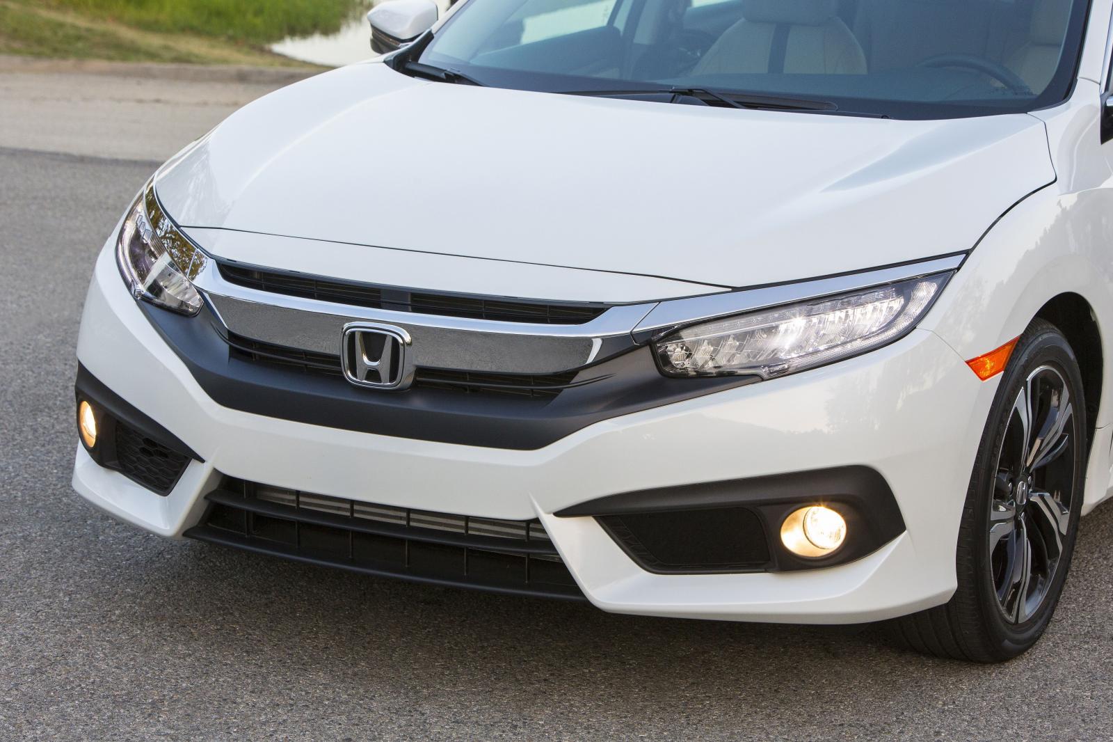 2016 Honda Civic Sedan Amerika Detayl� Resim Galerisi