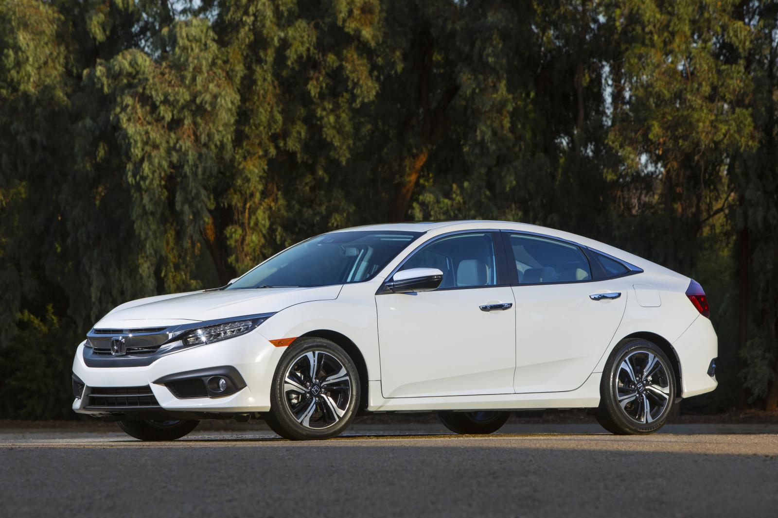 2016 Honda Civic Sedan Amerika Detayl� Resim Galerisi