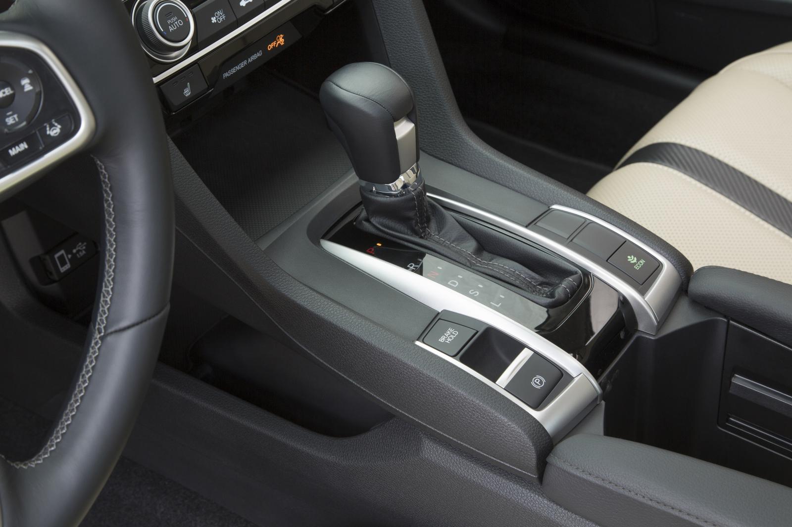 2016 Honda Civic Sedan Amerika Detayl� Resim Galerisi