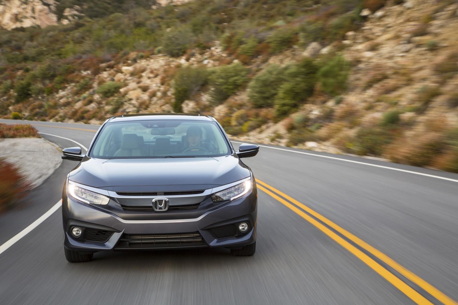 2016 Honda Civic Sedan Amerika Detayl� Resim Galerisi