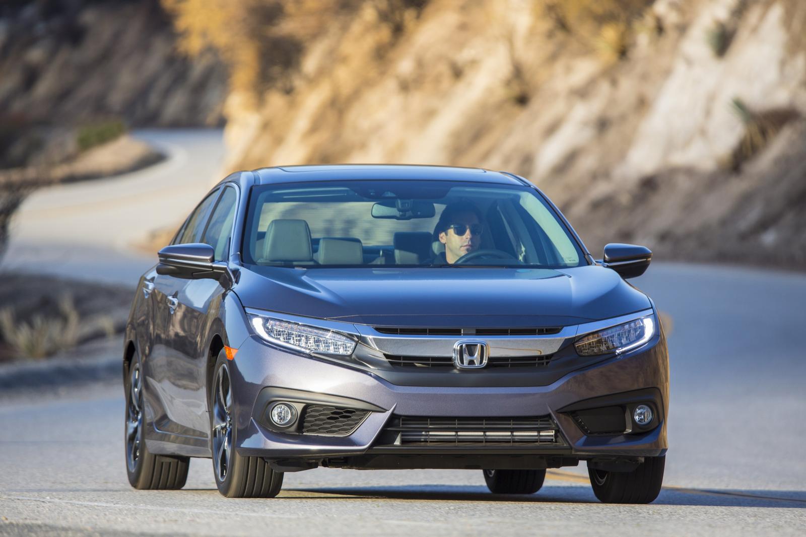 2016 Honda Civic Sedan Amerika Detayl� Resim Galerisi