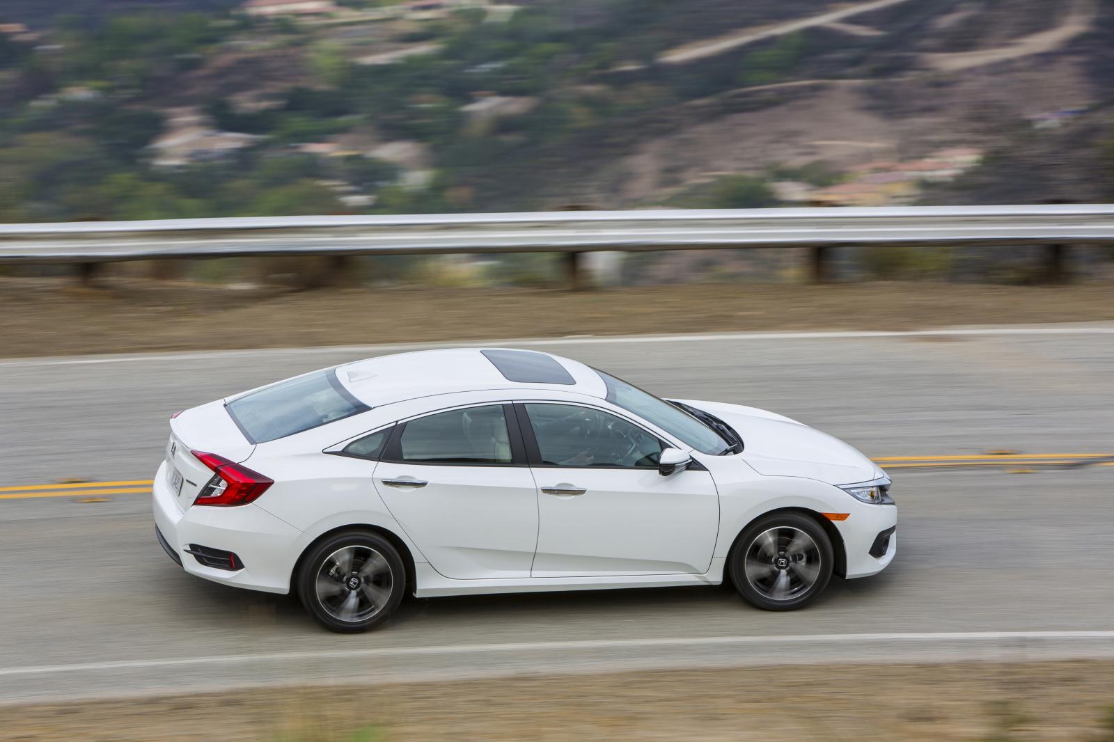 2016 Honda Civic Sedan Amerika Detayl� Resim Galerisi