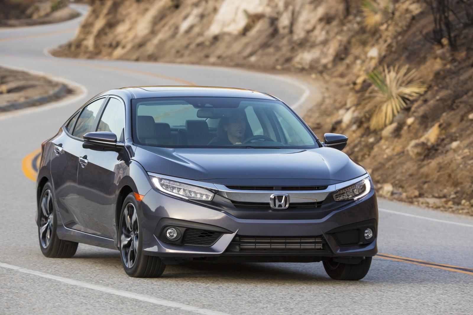 2016 Honda Civic Sedan Amerika Detayl� Resim Galerisi