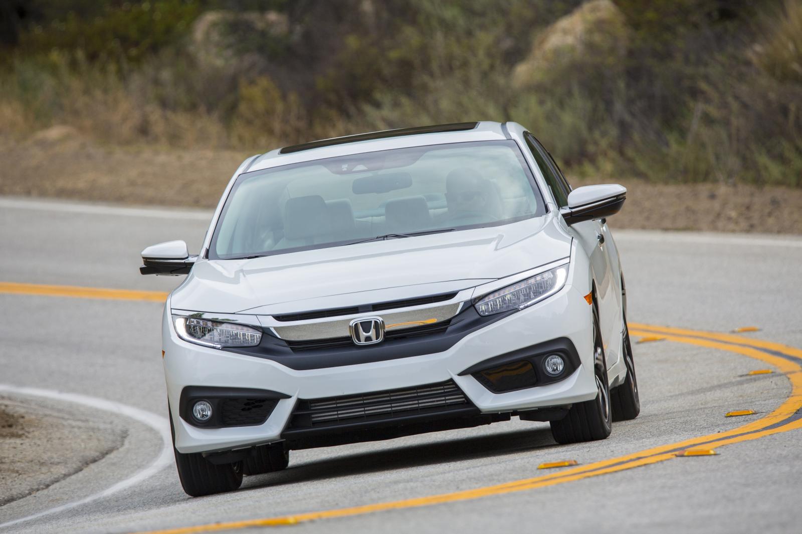 2016 Honda Civic Sedan Amerika Detayl� Resim Galerisi