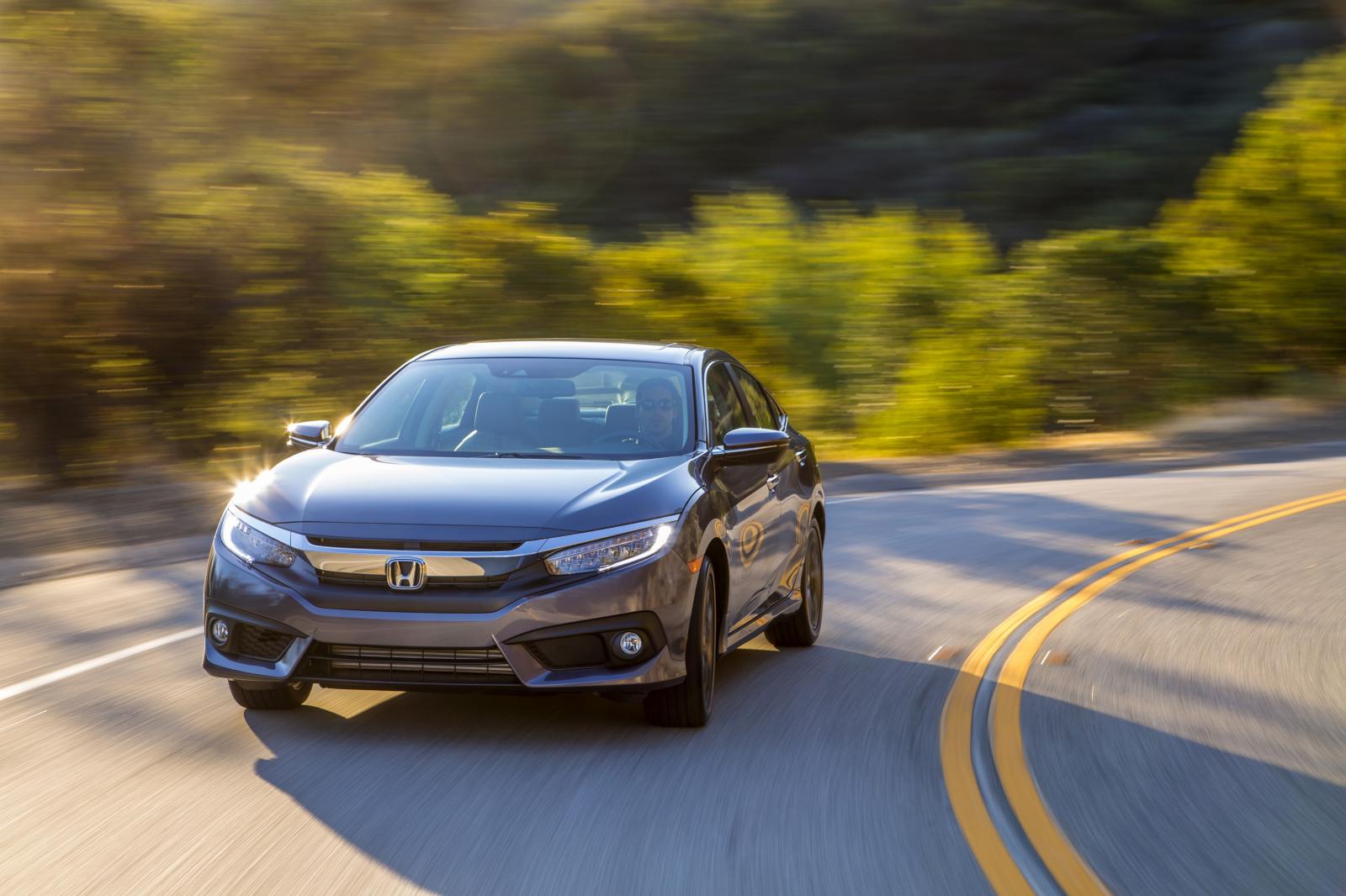 2016 Honda Civic Sedan Amerika Detayl� Resim Galerisi