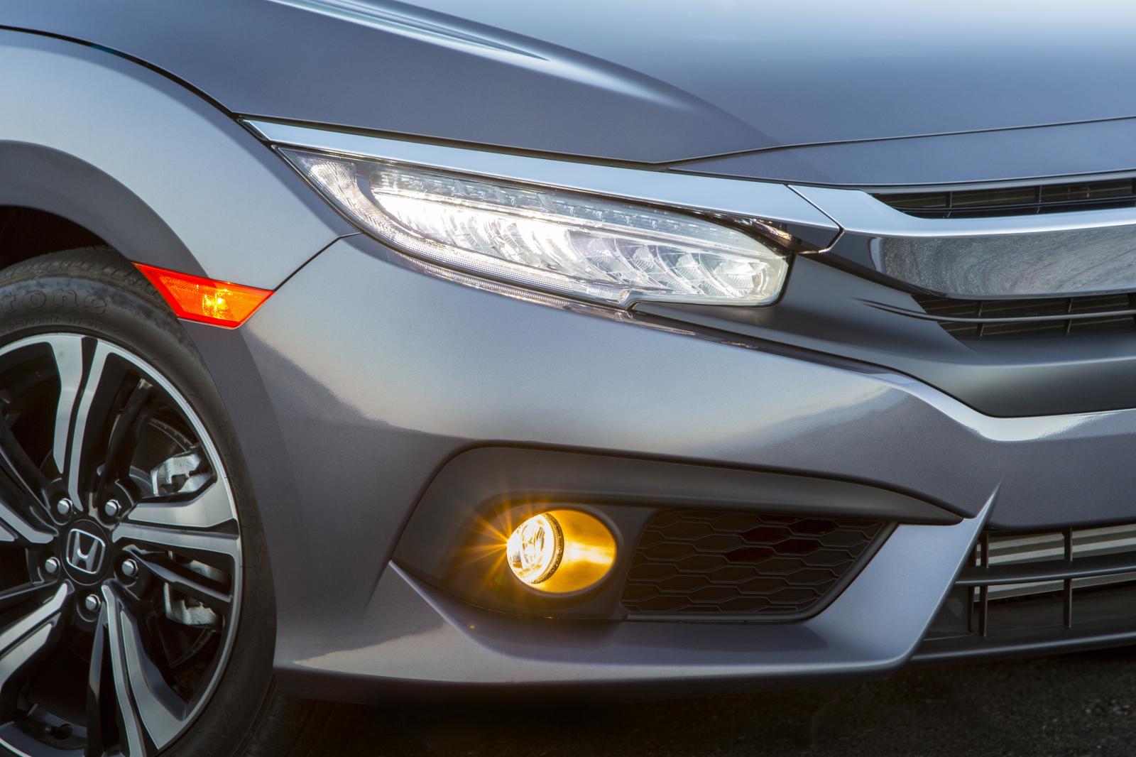 2016 Honda Civic Sedan Amerika Detayl� Resim Galerisi