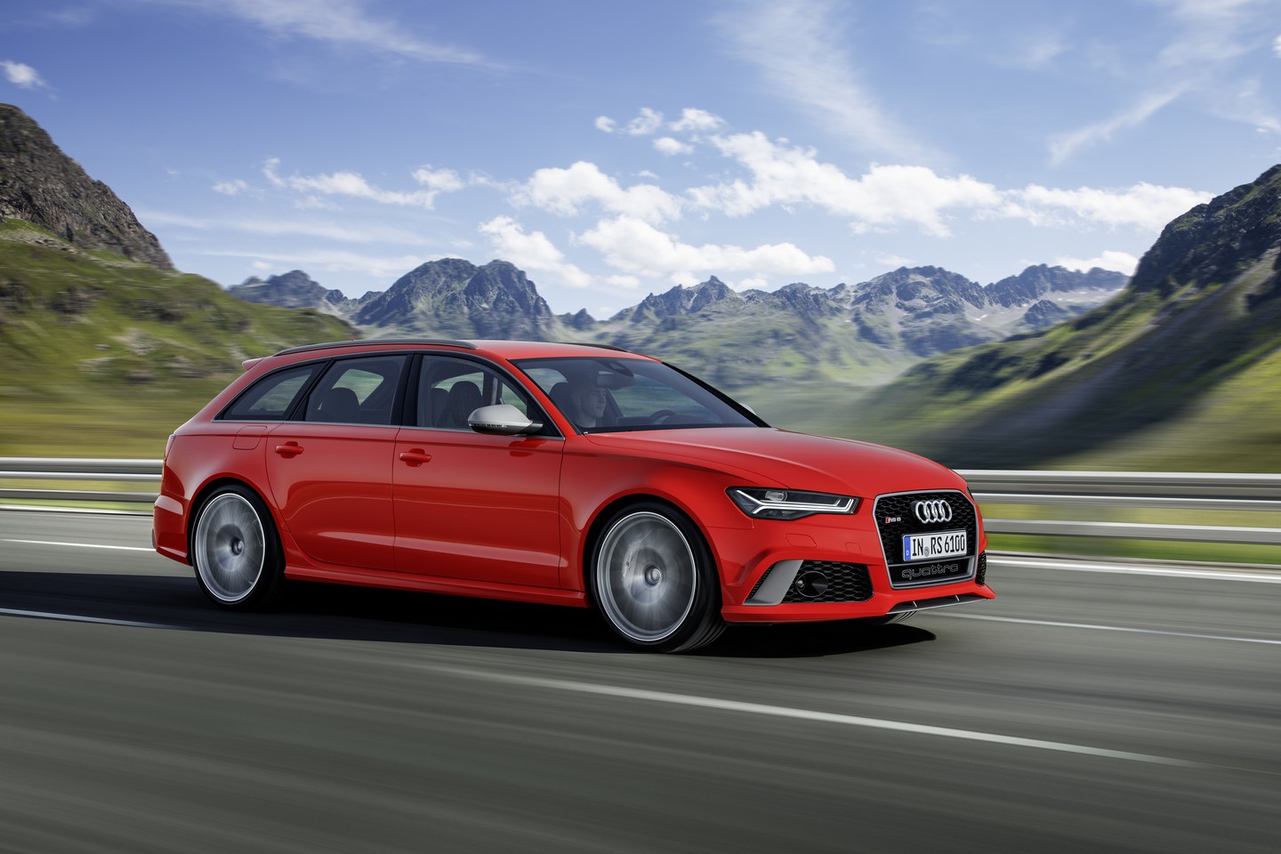 Audi RS6 Avant ve RS7 Sportback Performans Resim Galerisi