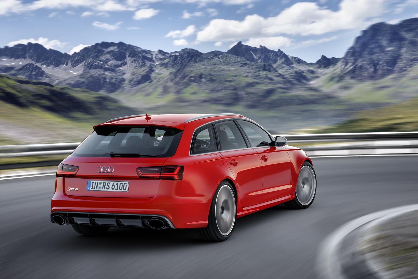 Audi RS6 Avant ve RS7 Sportback Performans Resim Galerisi