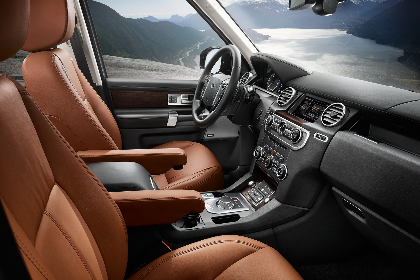 Land Rover Discovery Landmark ve Graphite Editions Resim Galerisi