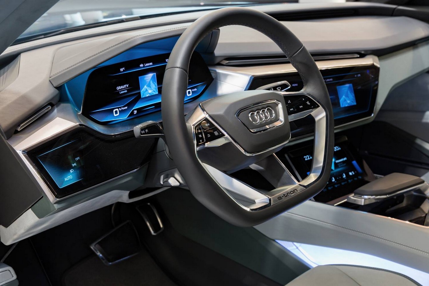 Audi e-tron quattro konsepti canl� resim galerisi