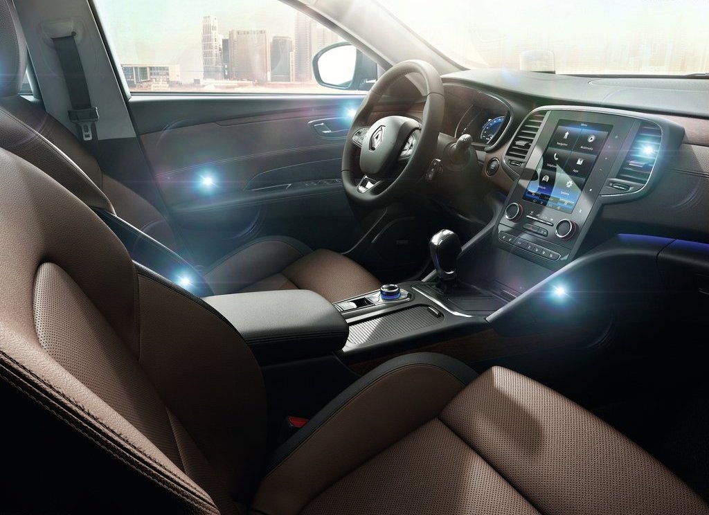 Yeni Renault Talisman Detayl� Resim Galerisi