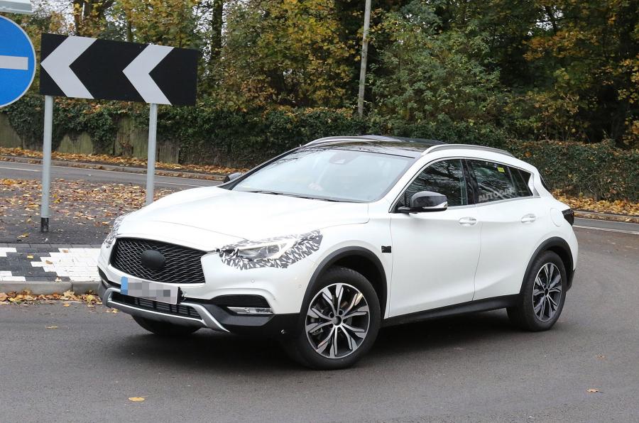 2016 Infiniti QX30 Crossover Kamuflajl� Resim Galerisi