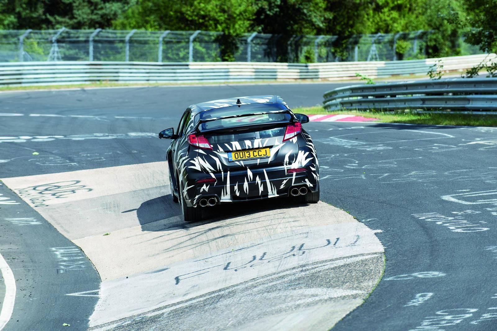 YEN HONDA CVC TYPE-R (2015) KAMUFLAJLI RESM GALERS