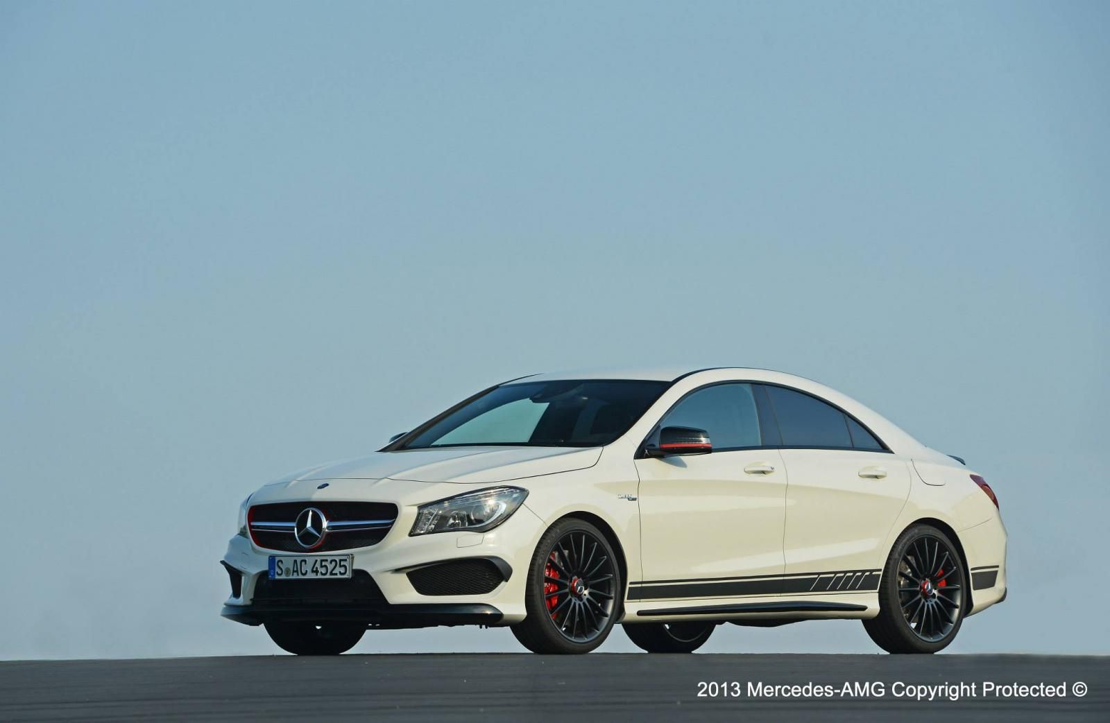 YEN MERCEDES CLA 45 AMG EDTON 1 RESM GALER