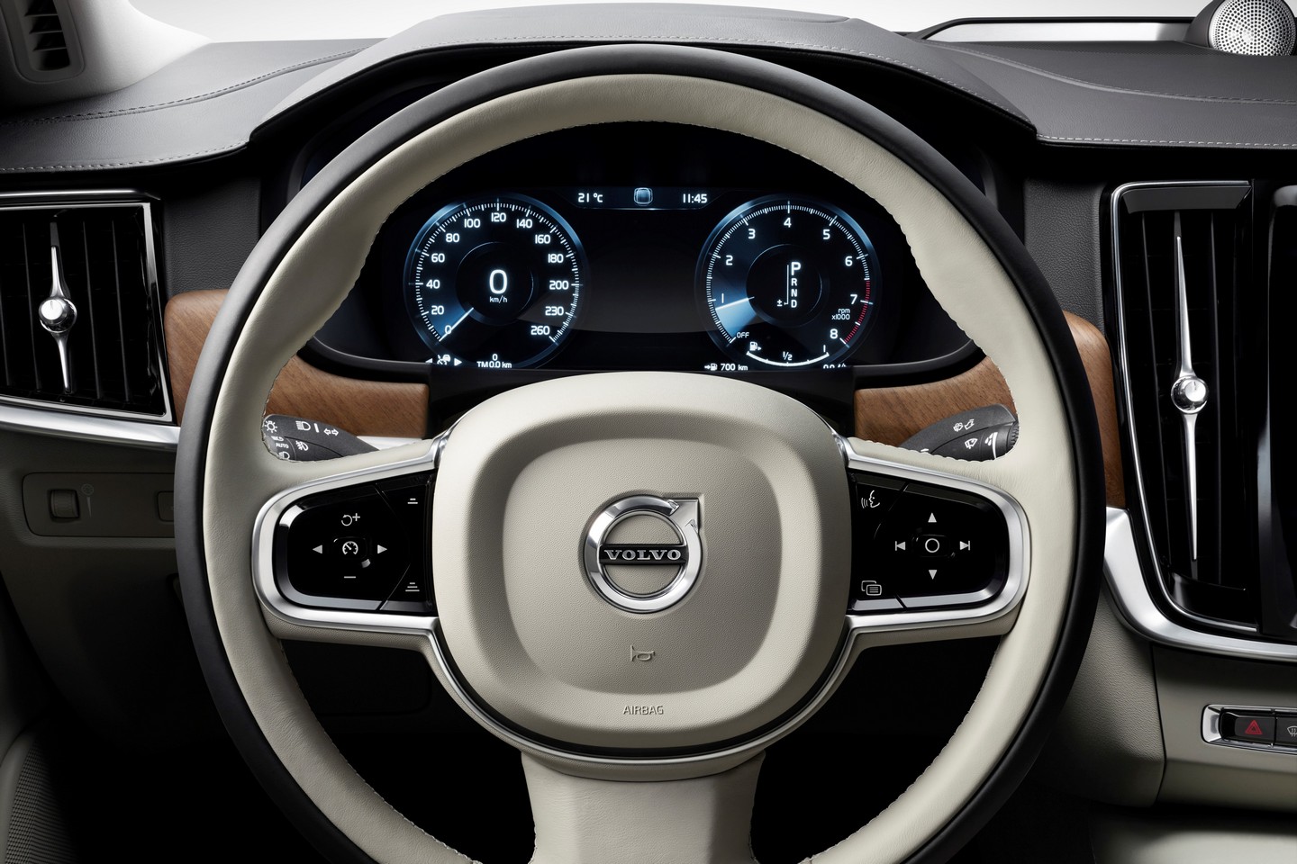 Yeni 2016 Volvo S90 �lk Resim Galerisi