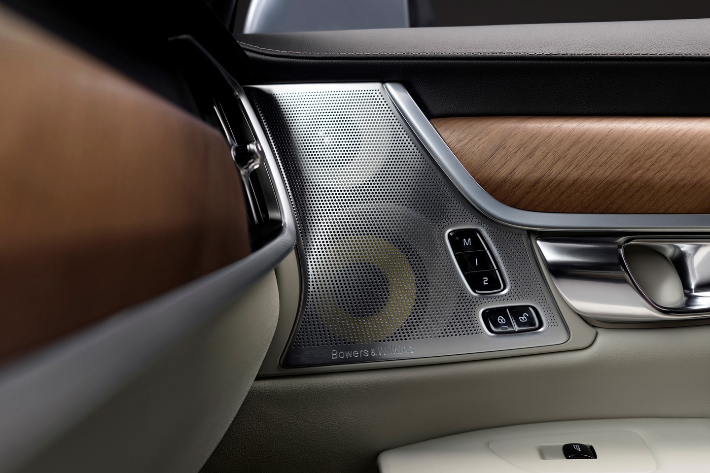 Yeni 2016 Volvo S90 �lk Resim Galerisi