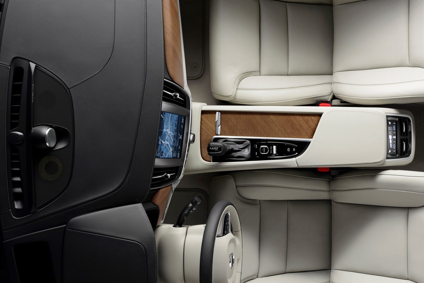 Yeni 2016 Volvo S90 �lk Resim Galerisi