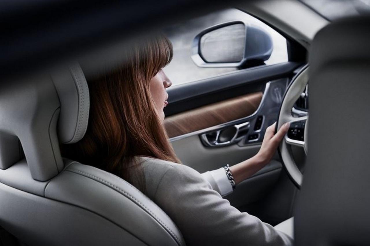 Yeni 2016 Volvo S90 �lk Resim Galerisi