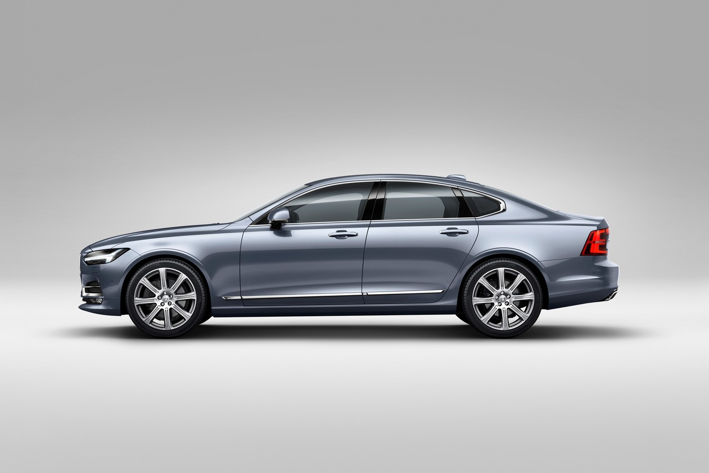 Yeni 2016 Volvo S90 �lk Resim Galerisi