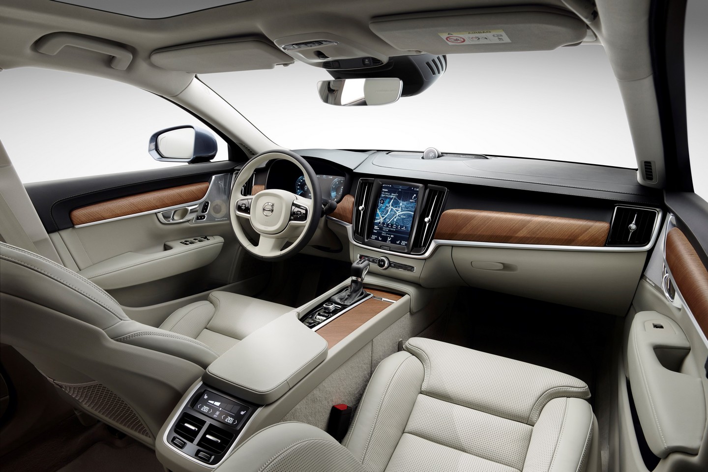 Yeni 2016 Volvo S90 �lk Resim Galerisi