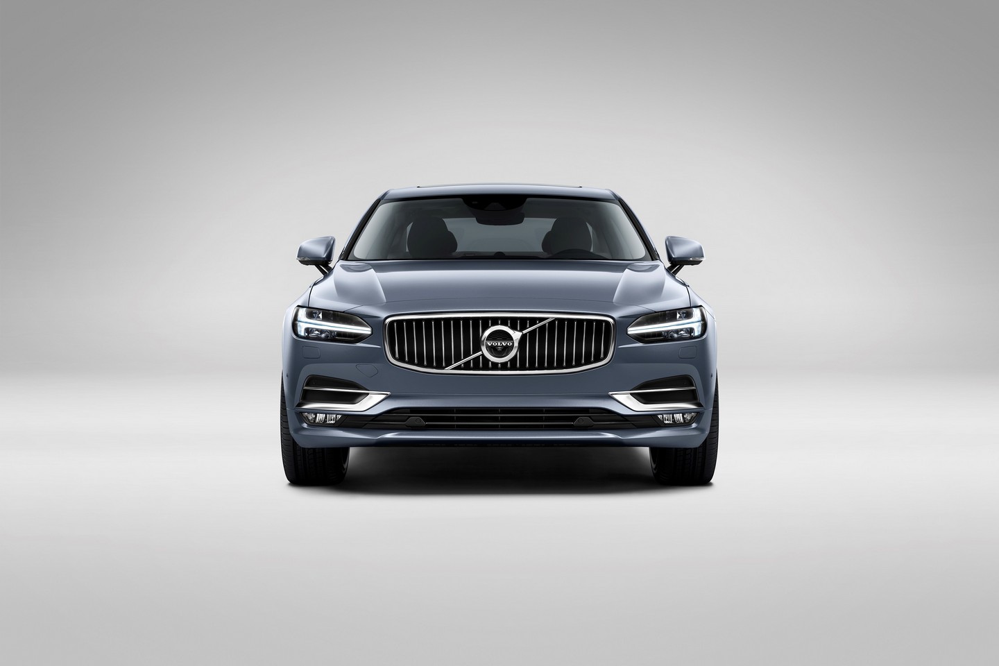 Yeni 2016 Volvo S90 �lk Resim Galerisi