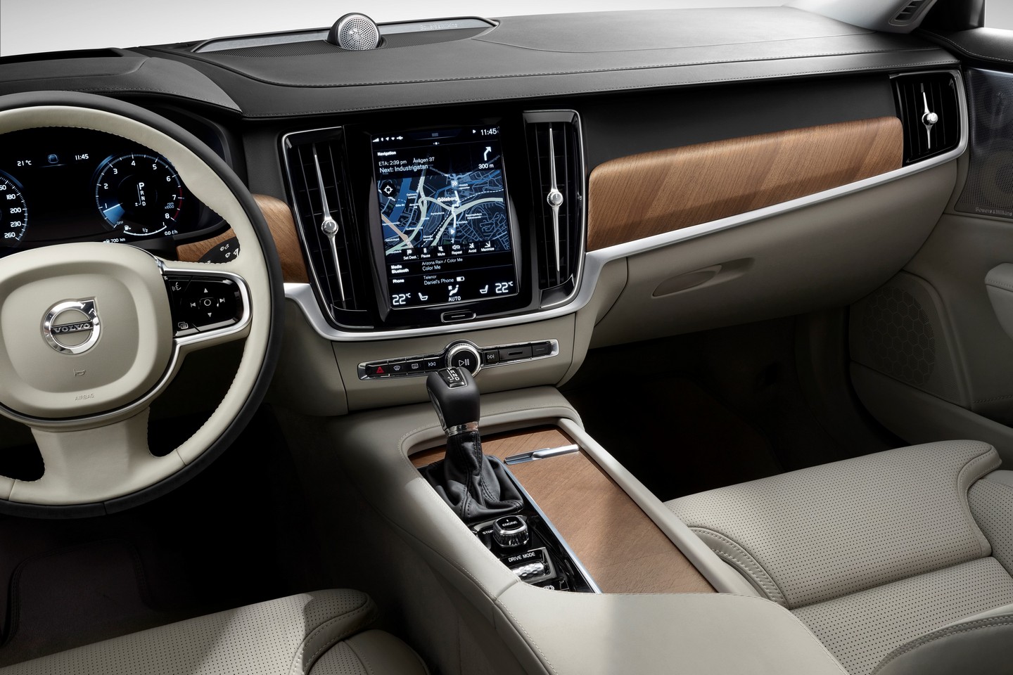 Yeni 2016 Volvo S90 �lk Resim Galerisi