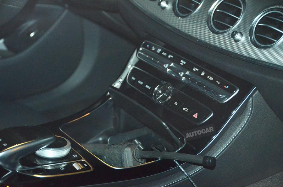 Yeni Mercedes E Serisi 2016 Hafif Kamuflajl� Resim Galerisi