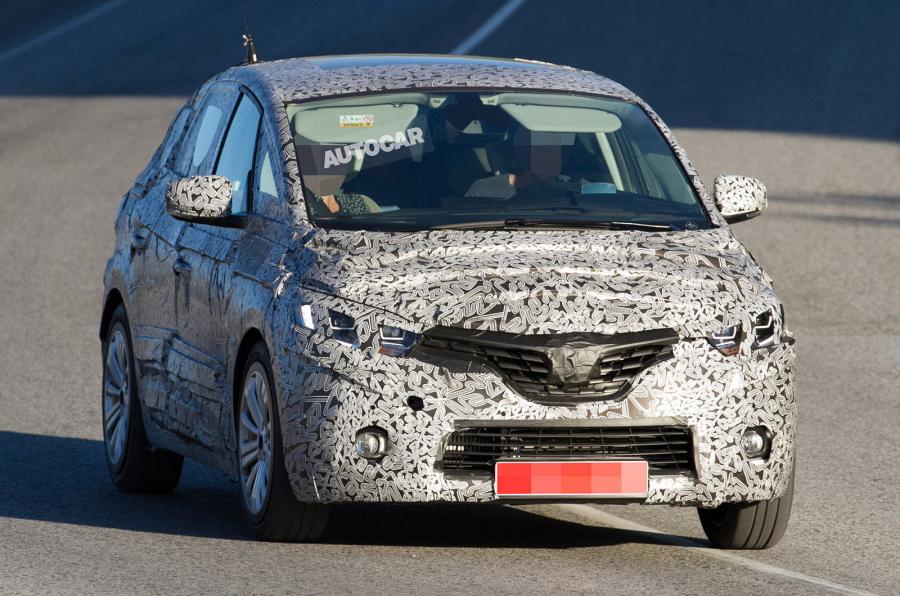 2016 Renault Scenic �lk Kamuflajl� Resim Galerisi