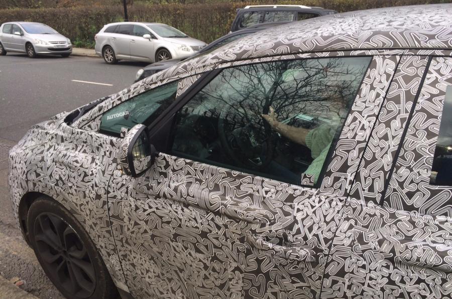 2016 Renault Scenic �lk Kamuflajl� Resim Galerisi