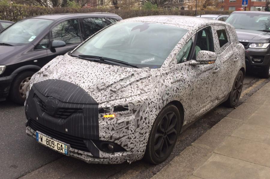 2016 Renault Scenic �lk Kamuflajl� Resim Galerisi