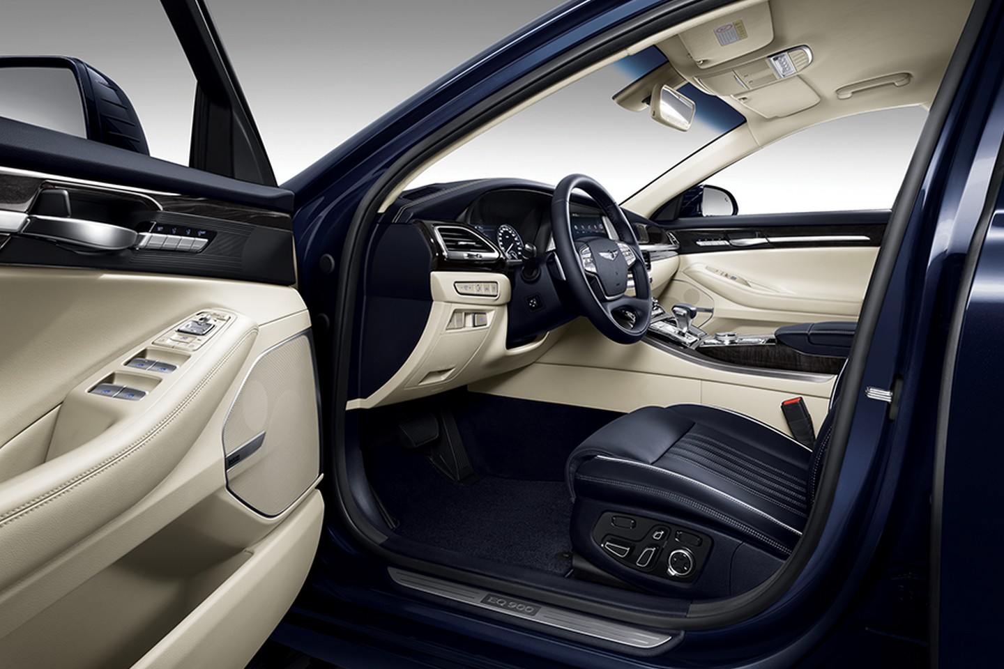 2016 Hyundai Genesis 90 �lk Detayl� Resim Galerisi