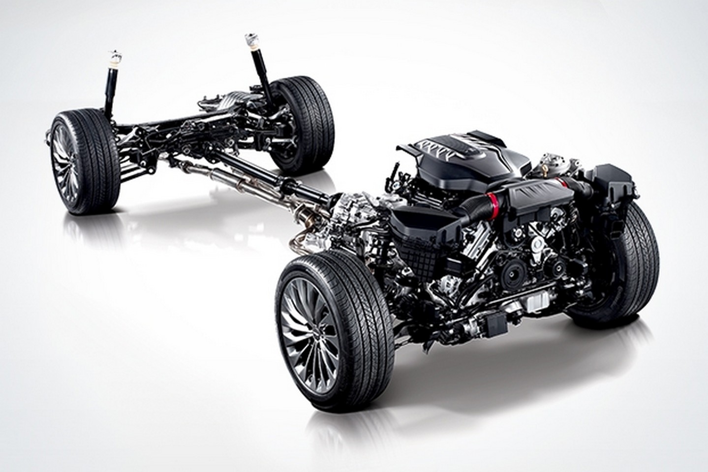 2016 Hyundai Genesis 90 �lk Detayl� Resim Galerisi