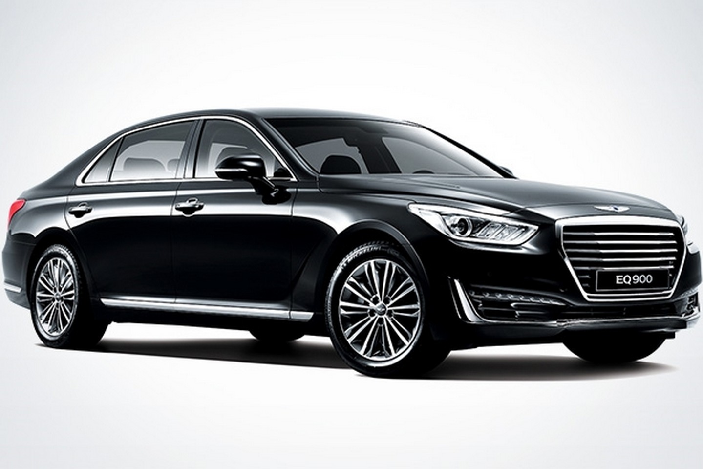 2016 Hyundai Genesis 90 �lk Detayl� Resim Galerisi