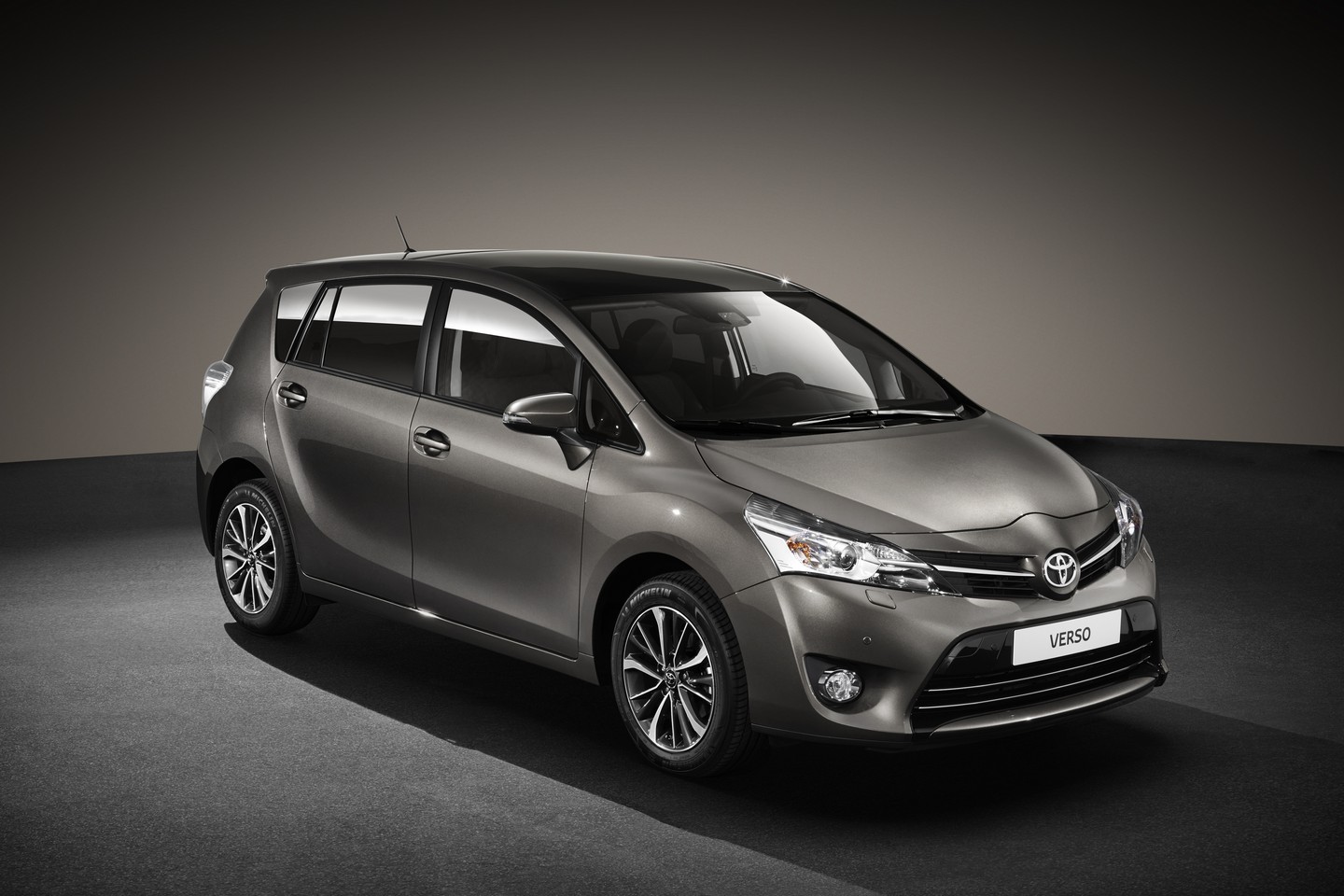 2016 Toyota Verso Resim Galerisi