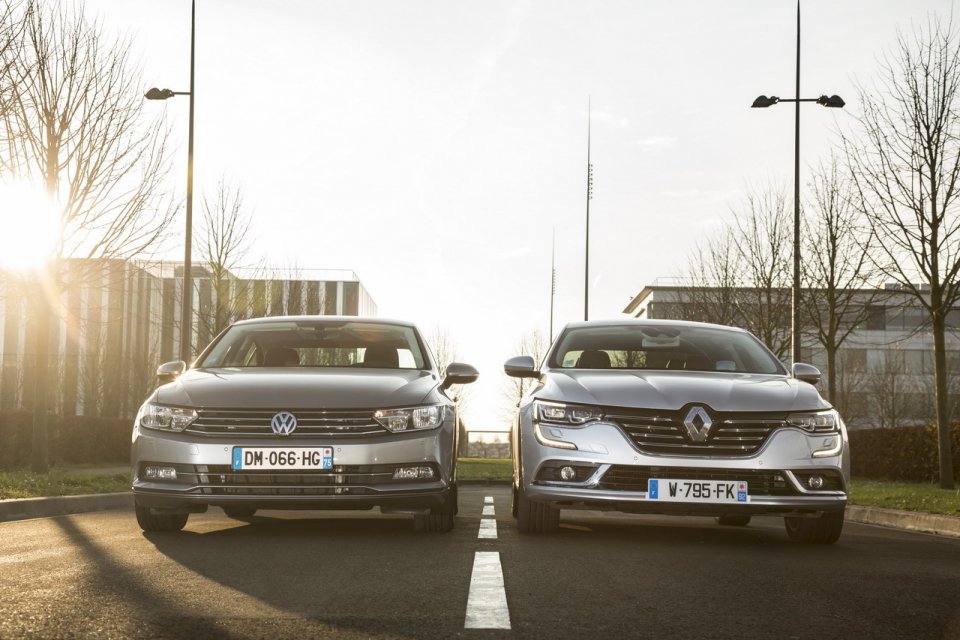 VW Passat vs Renault Talisman Resim Galerisi