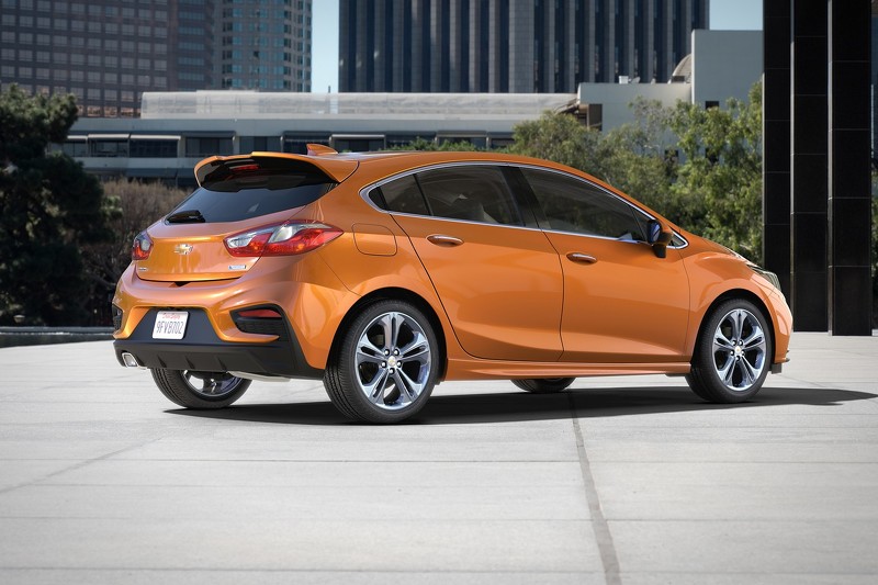 2017 Chevrolet Cruze Hatchback Resim Galerisi