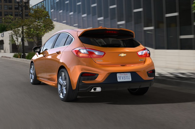 2017 Chevrolet Cruze Hatchback Resim Galerisi