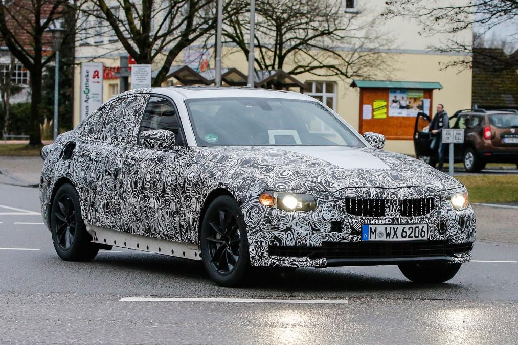 2018 BMW 3 Serisi ilk kamuflajl� resim galerisi