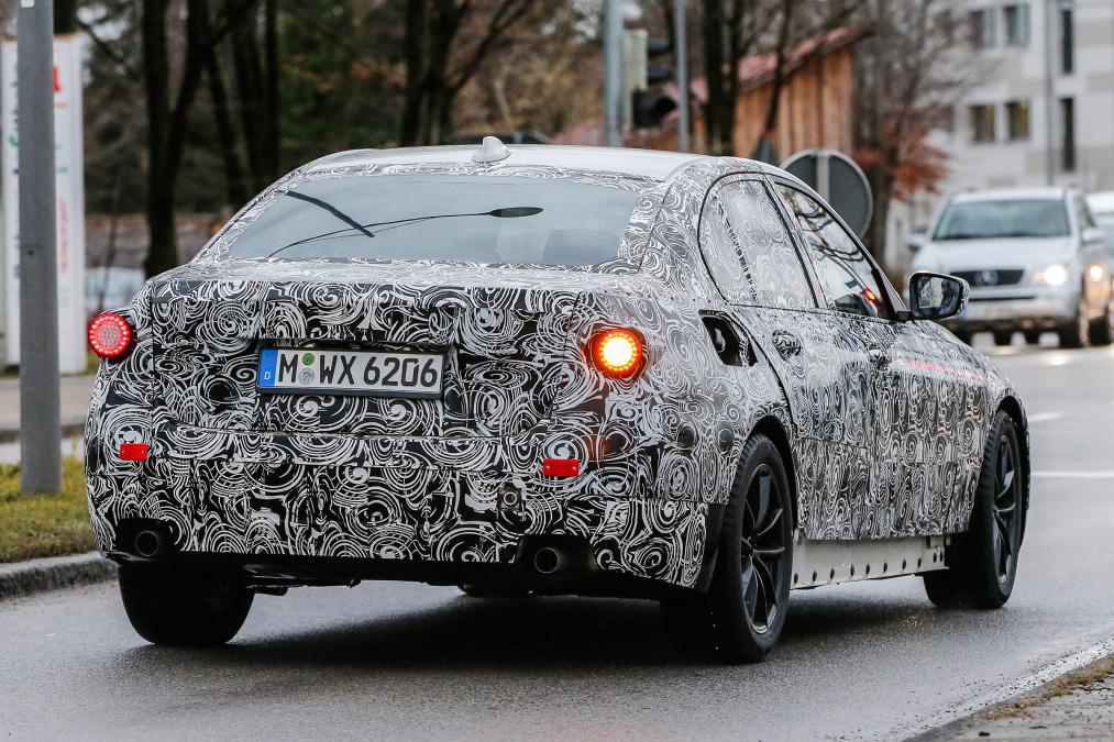 2018 BMW 3 Serisi ilk kamuflajl� resim galerisi