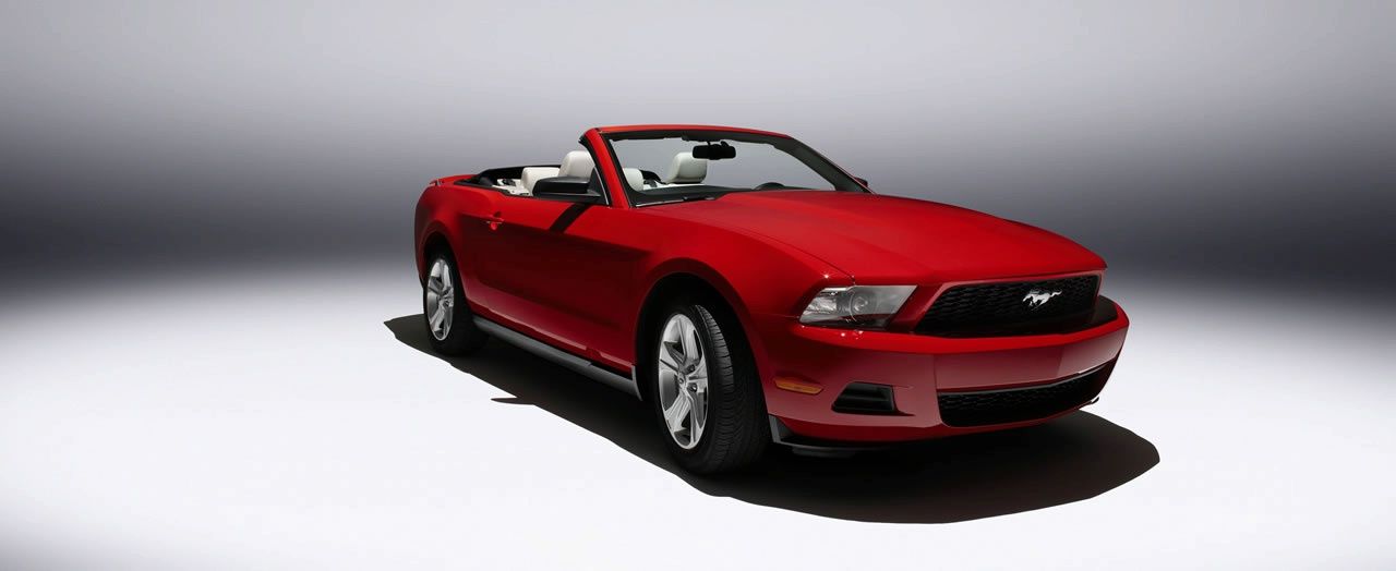 FORD MUSTANG (2010) GALER