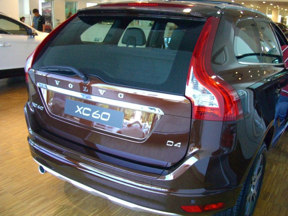 YEN MAKYAJLI 2014 VOLVO XC60 SATITA RESM GALERS